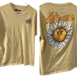 Blink 182 sunflower happy face graphic band tee size L